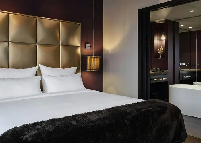 Roomers Frankfurt Central, Autograph Collection Francoforte sul Meno